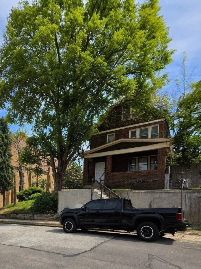 874-kenneth-ave-15068